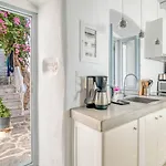 Kastro House - Sea View In Parikia Center Holiday home *