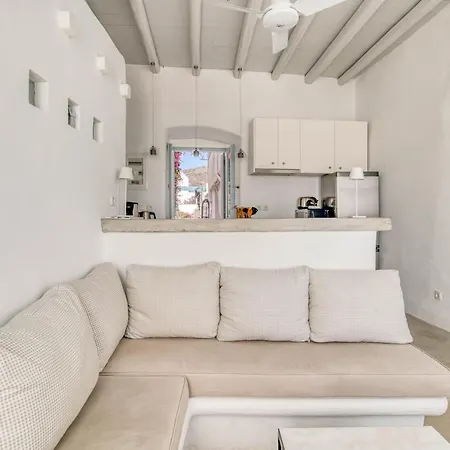 Kastro House - Sea View In Parikia Center 펜션 *